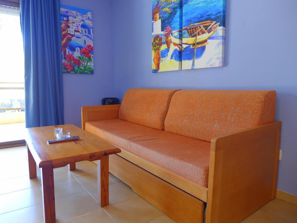 Rentalmar Diplomatic Park Salou Ruang foto