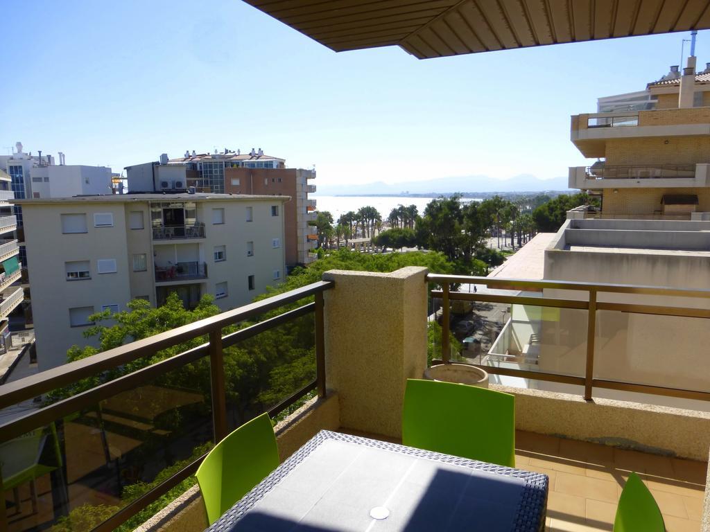 Rentalmar Diplomatic Park Salou Bagian luar foto